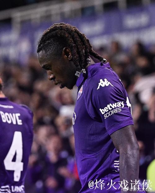 富勒姆有意引进小基恩,小基恩有意离开佛罗伦萨。 富勒姆有意引进小基恩,小基恩有意离开佛罗伦萨。