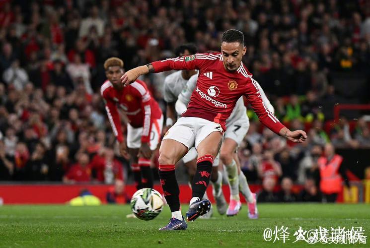 曼联半场狂轰17脚,创本赛季英超球队上半场射门新高 曼联半场狂轰17脚,创本赛季英超球队上半场射门新高