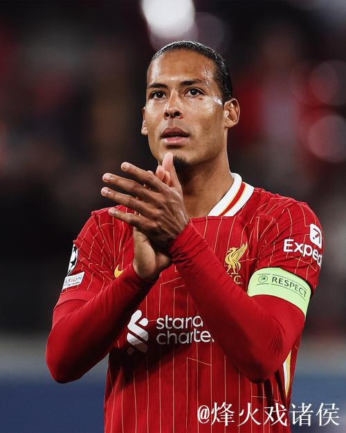 利物浦近12场仅3胜 连续3场净负3球 主帅是否该换？