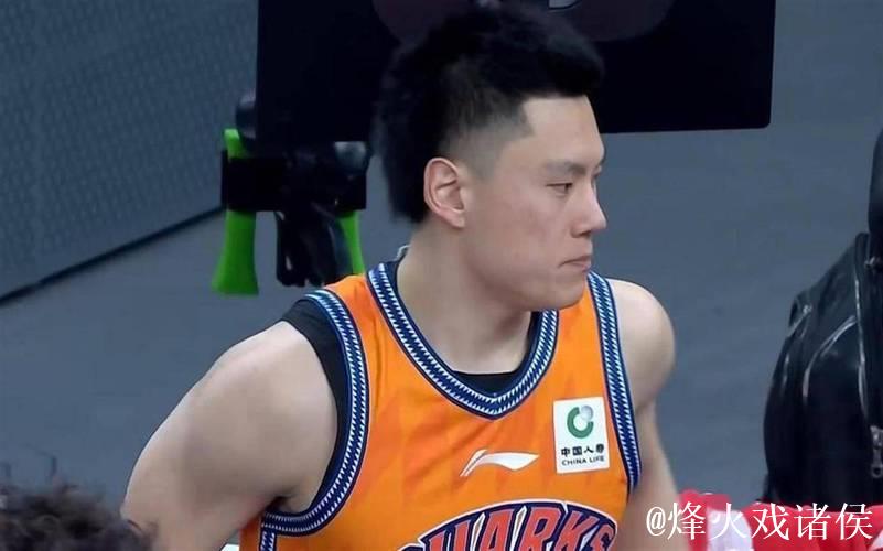 林崴31分同曦不敌广东 李弘权26分上海胜四川 林崴31分同曦不敌广东 李弘权26分上海胜四川